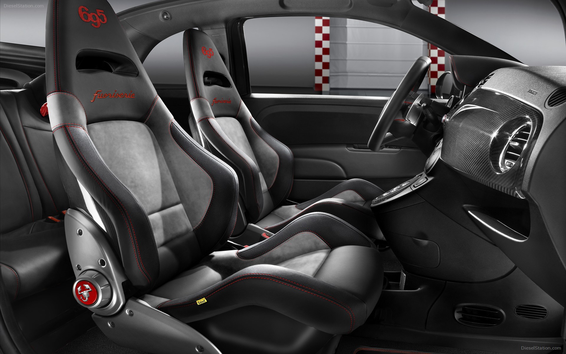 Abarth 695 Scorpione 2014